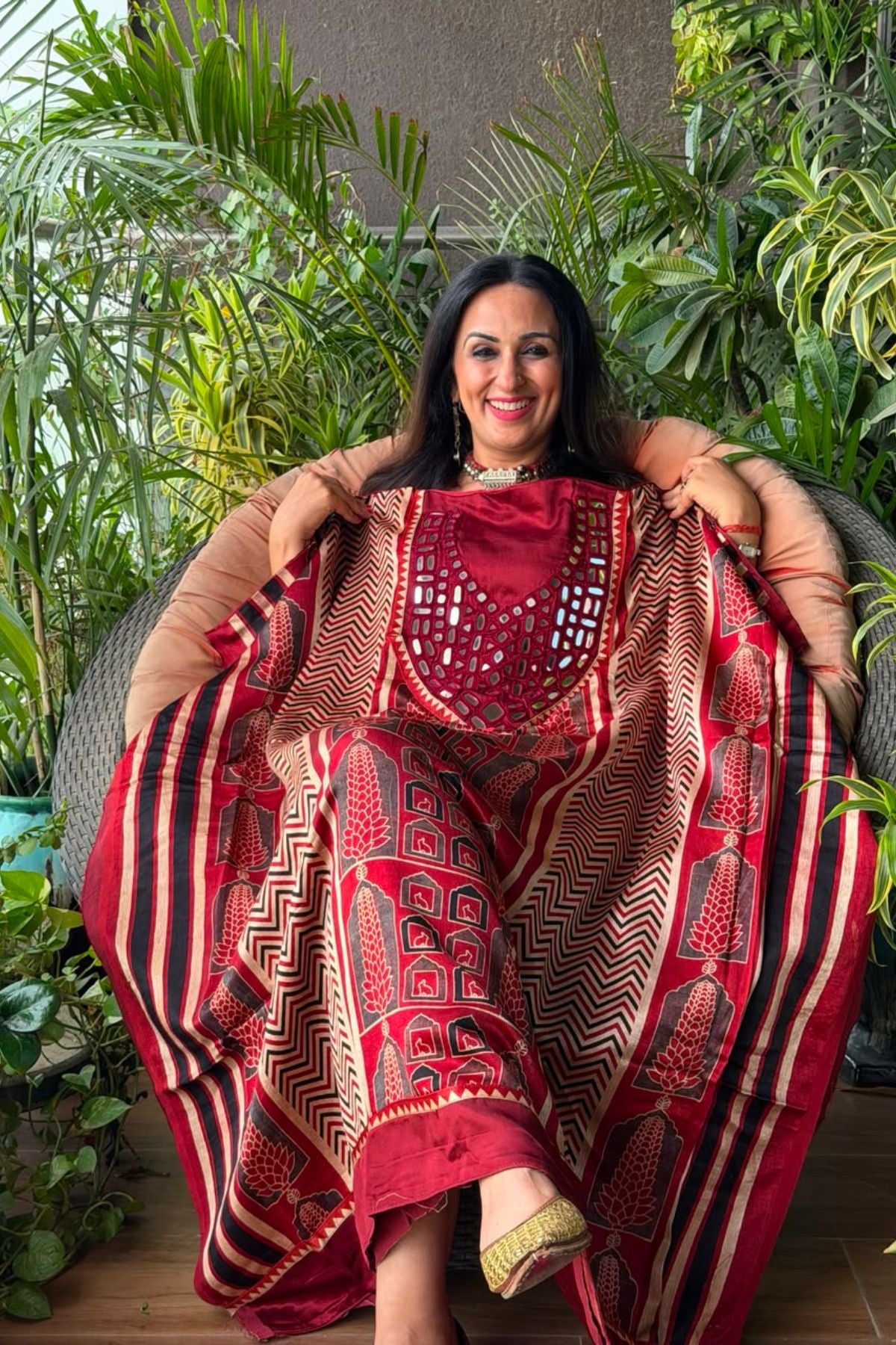 Handcrafted Kutch mirror work kurta on pure Mashru!!
