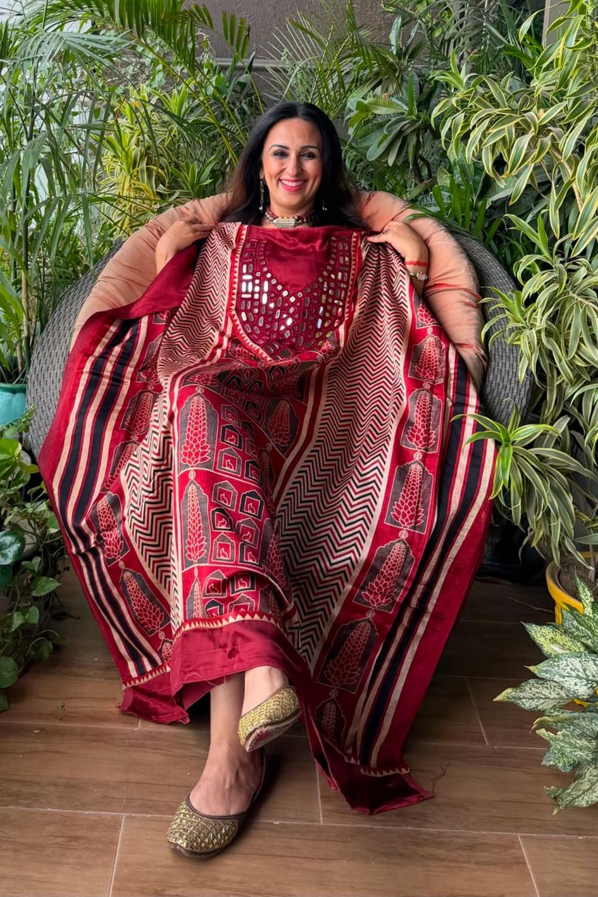 Handcrafted Kutch mirror work kurta on pure Mashru!!