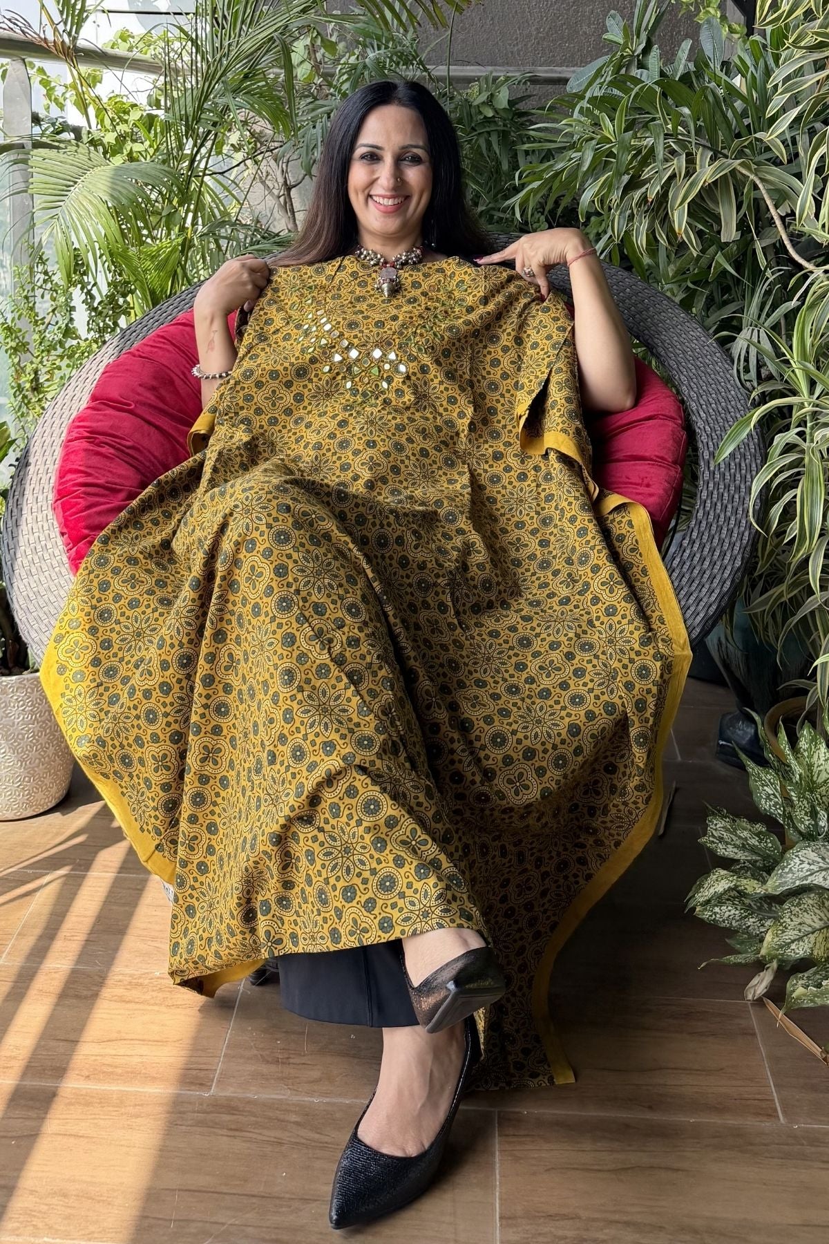 Handblocked pure cotton kurta with Kutch mirror work embroidery!!