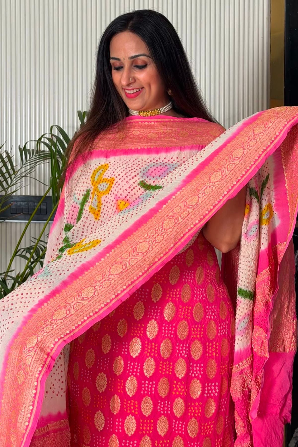 Banarasi khaddi georgette with red Bandhani full set!!!