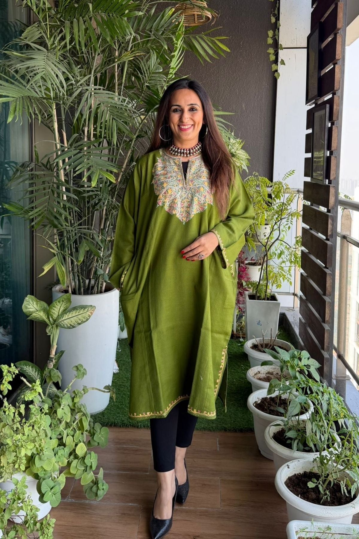 Woollen Kashmiri Phiran with Aari work