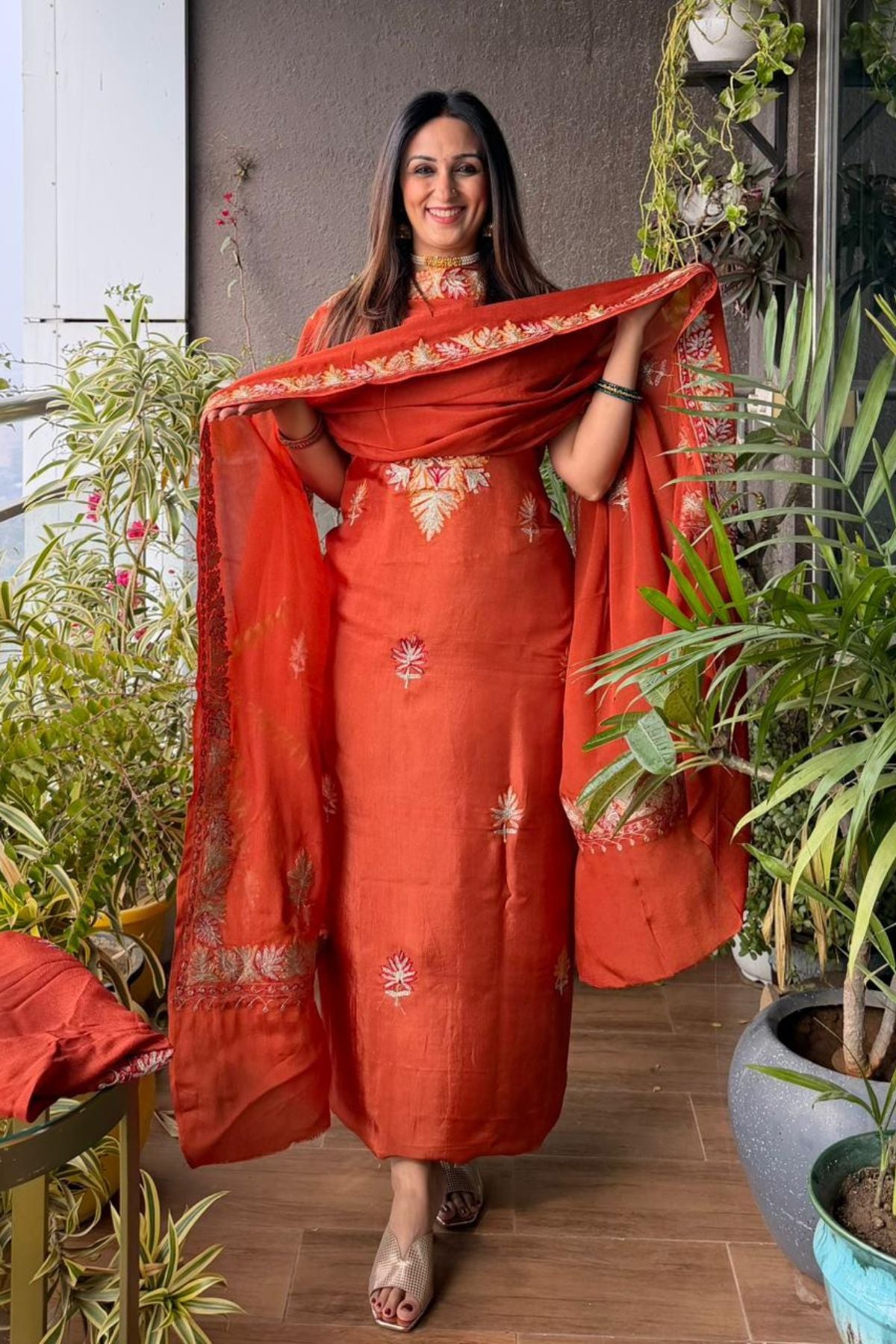 Upadda suit sets with Kashmiri Aari work!!