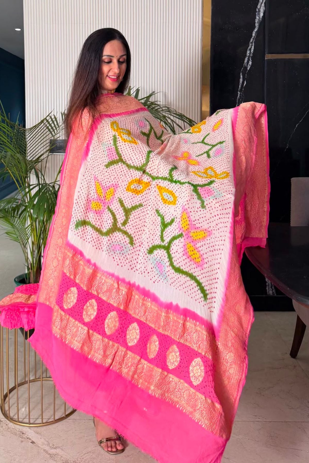 Banarasi khaddi georgette with red Bandhani full set!!!