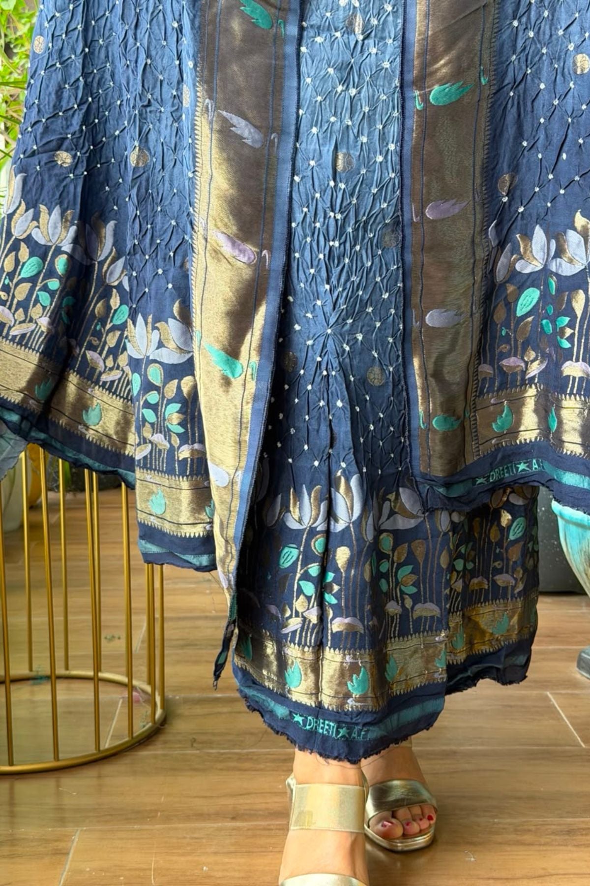 Pure gaji silk full set with hand done bandhani and zari weaving!!
