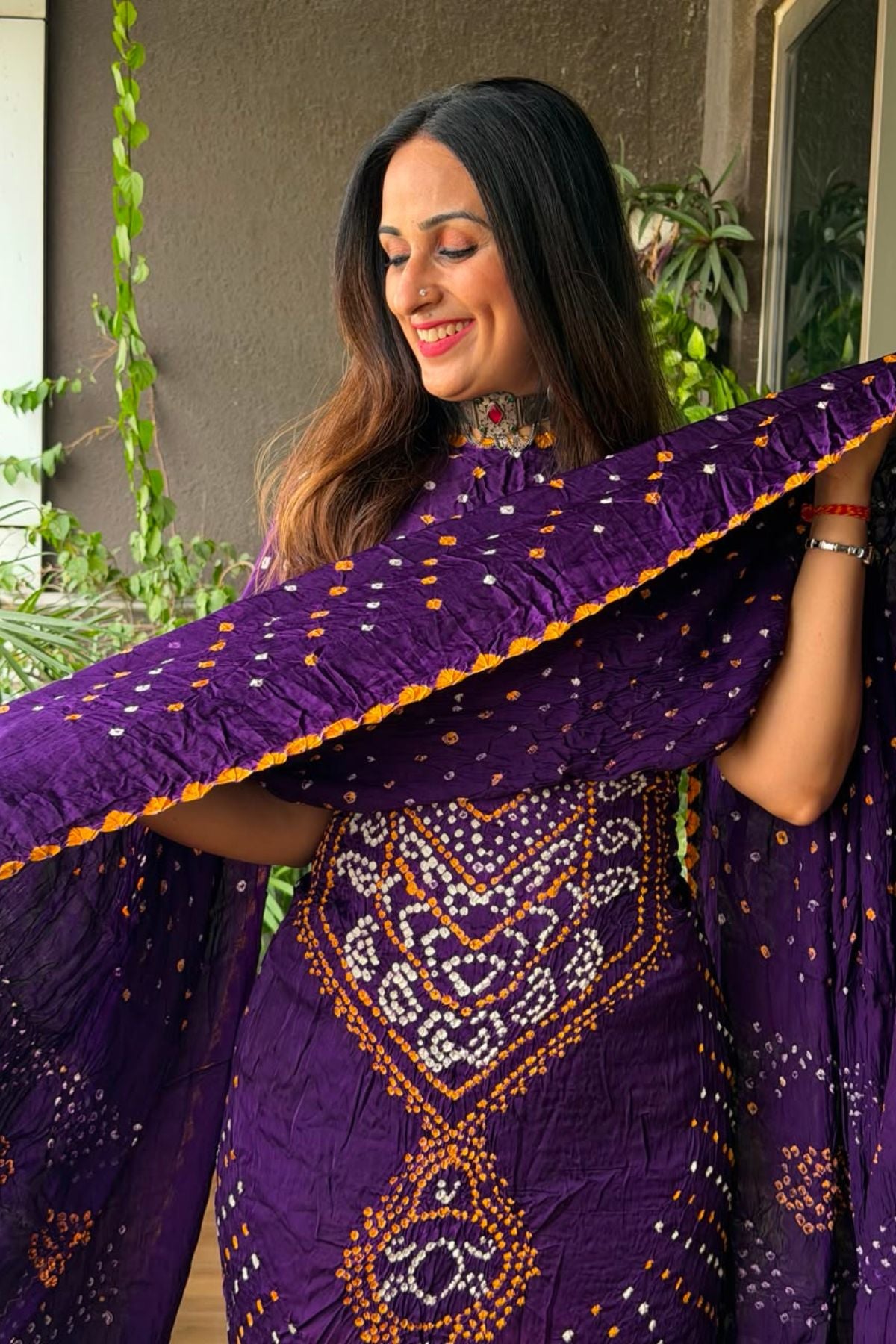 Hand done BANDHANI full set on pure modal!!