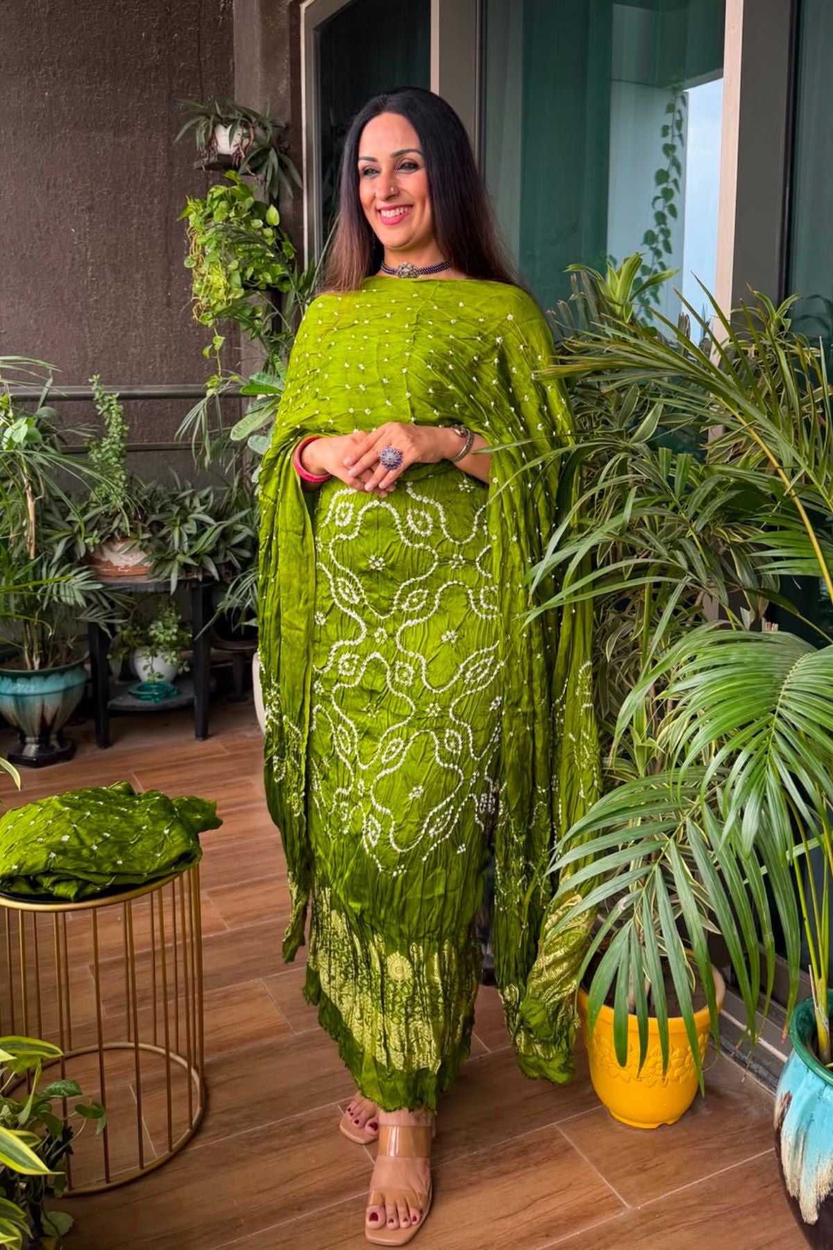 Bandhani with nakshi zari work on pure modal!!