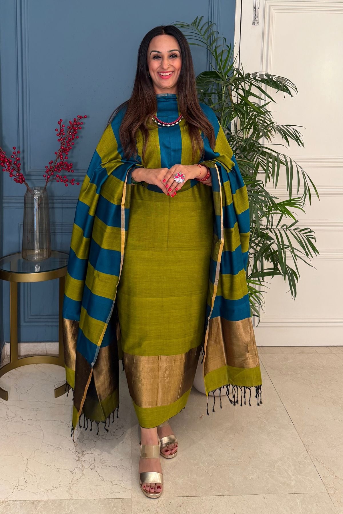 Maheshwari weave kurta dupatta set on cotton silk