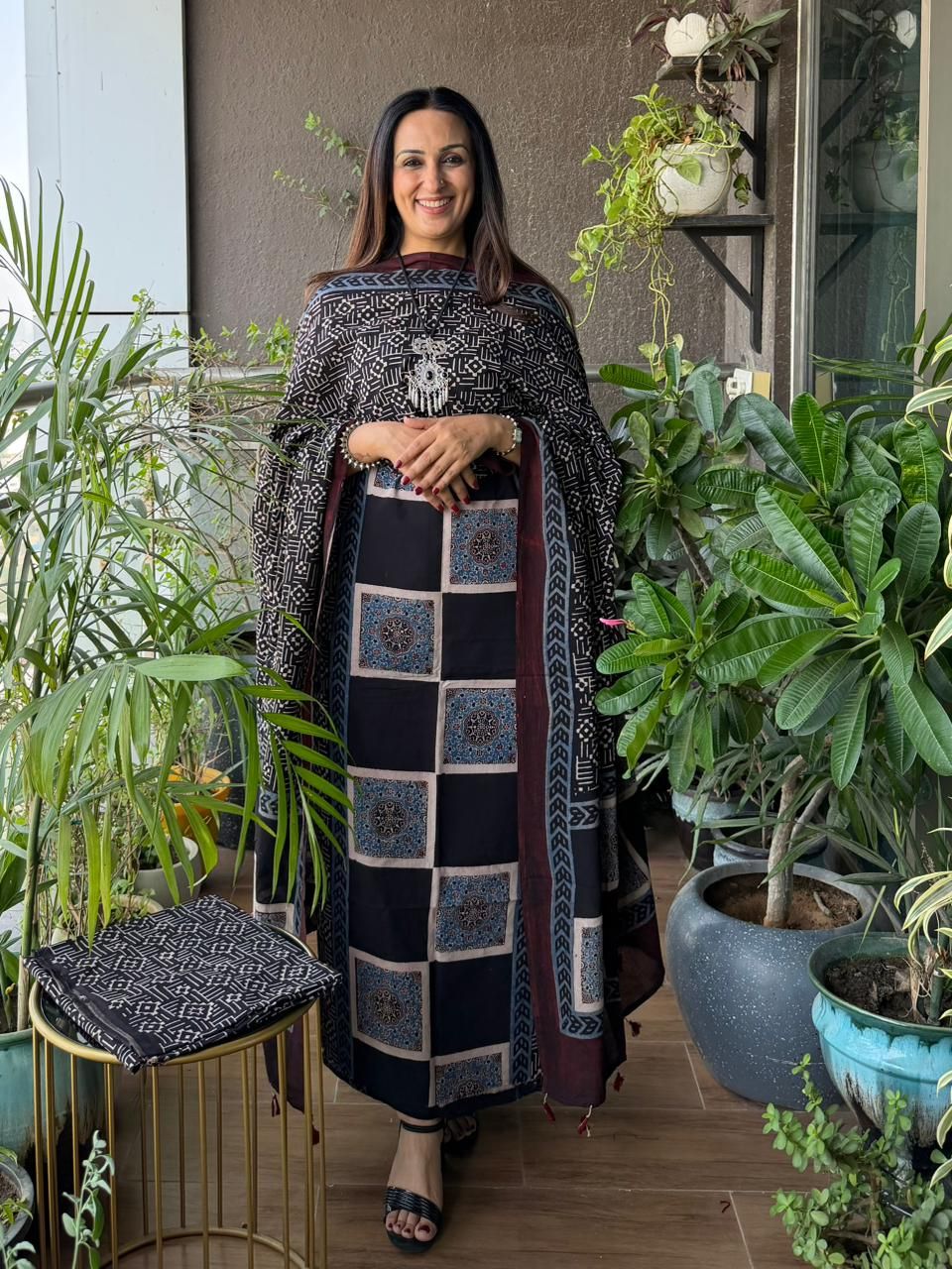 Handblocked Ajrakh Taj cotton full sets!!