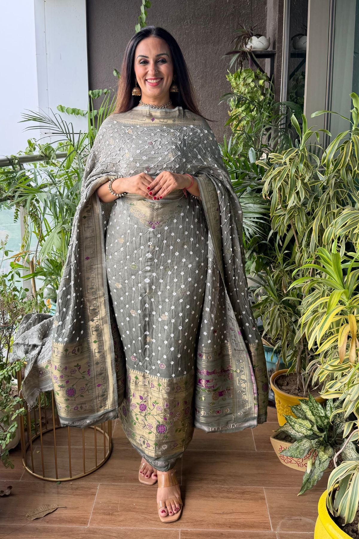 Pure gaji silk full set with hand done bandhani and zari weaving!!