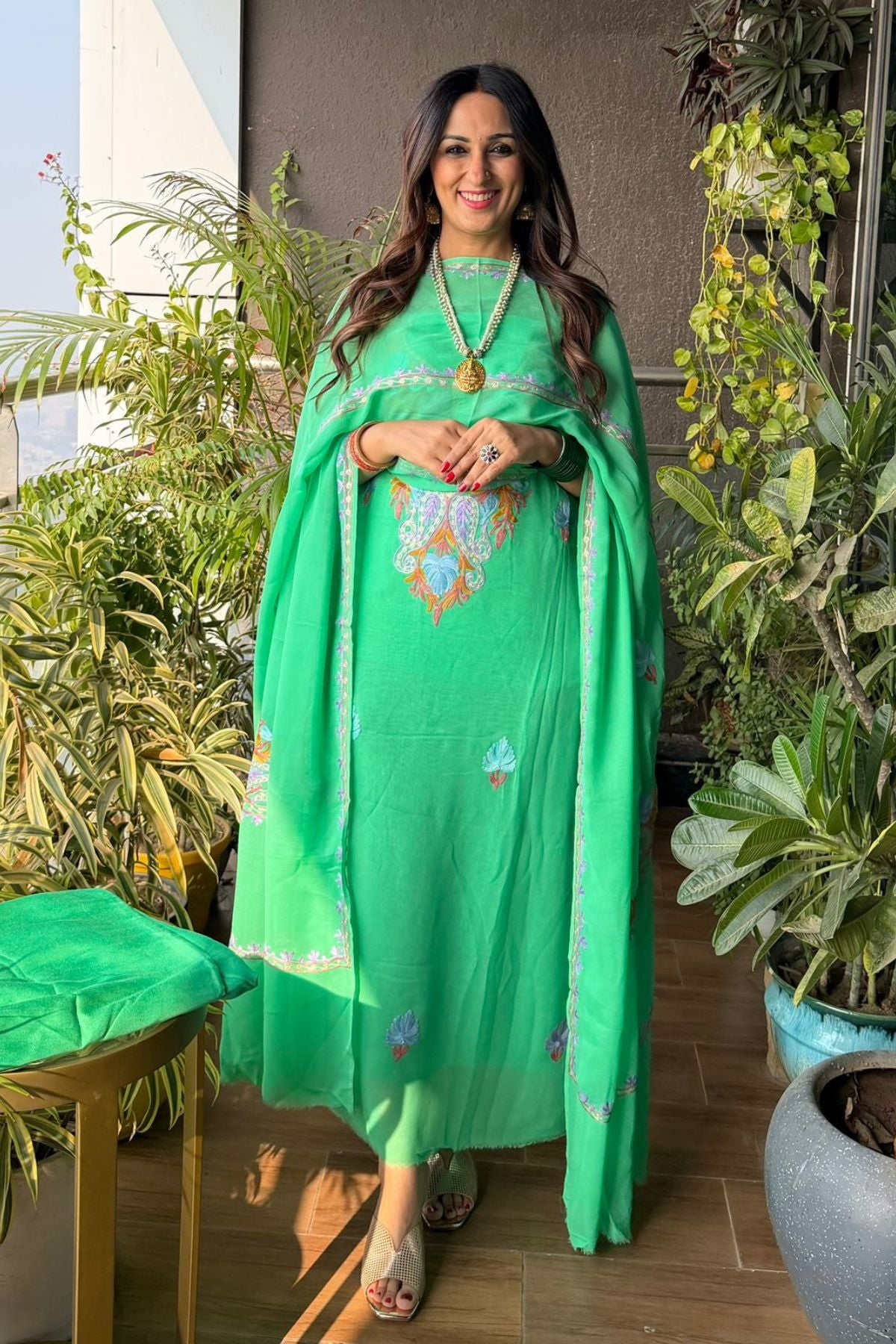 Georgette full suit set with Kashmiri embroidery