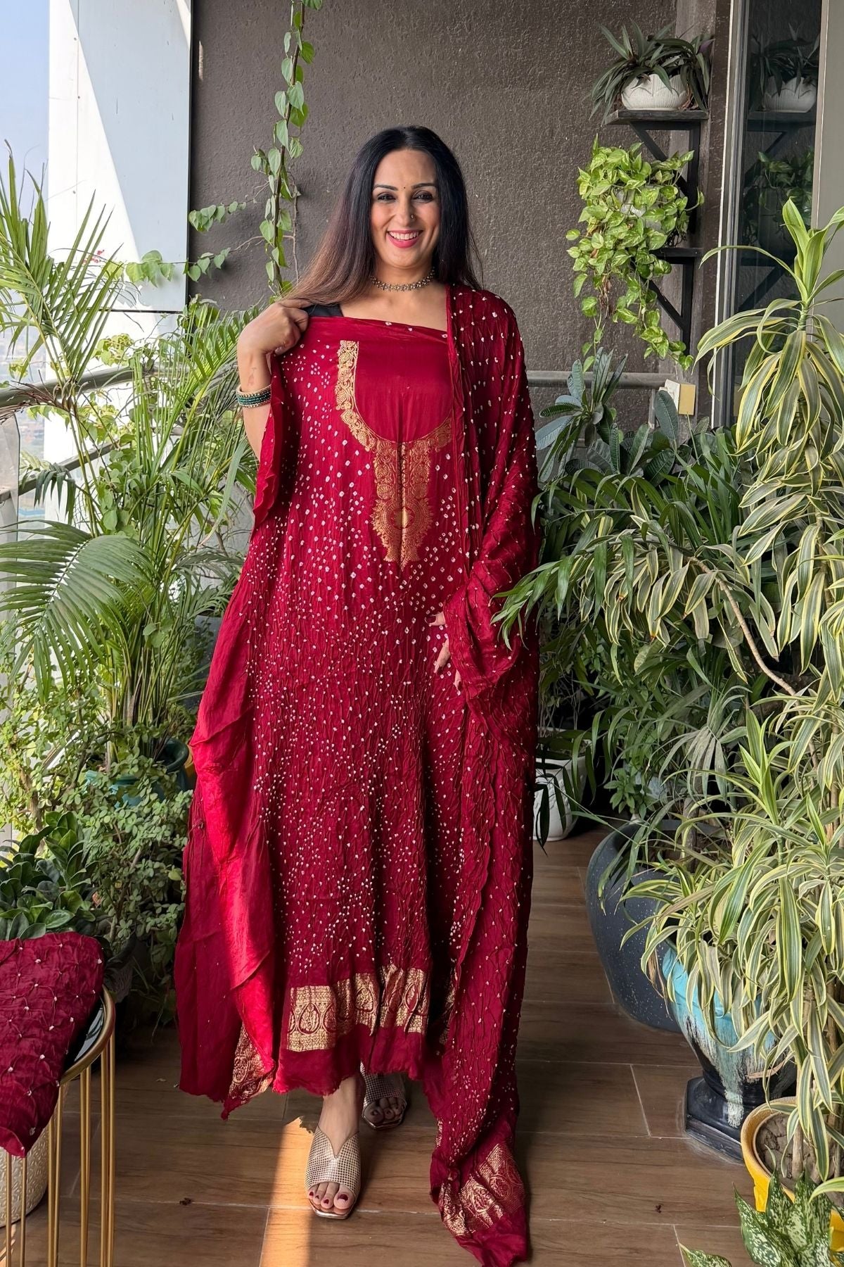 Pure modal silk full set with hand done bandhani and zari weaving!!