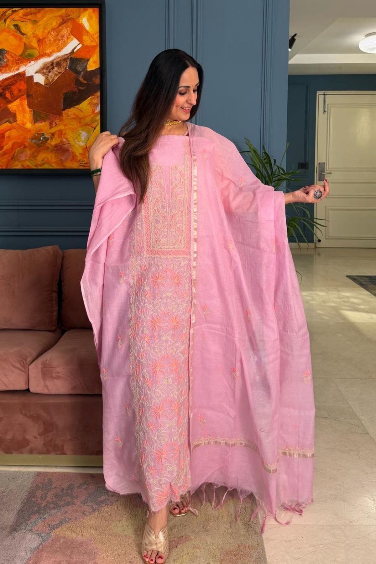 Chikankari on pure Mul cotton!!