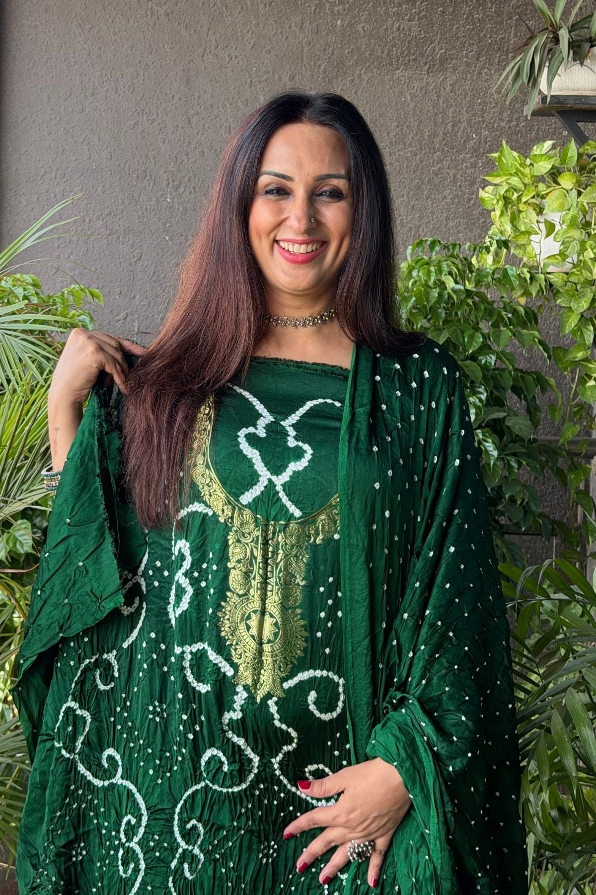 Pure modal silk full set with hand done bandhani and zari weaving!!