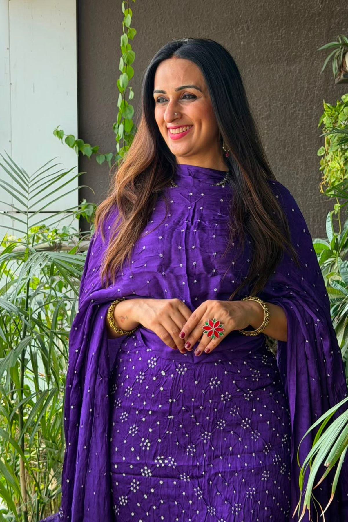 Bandhani with nakshi zari work on pure modal!!