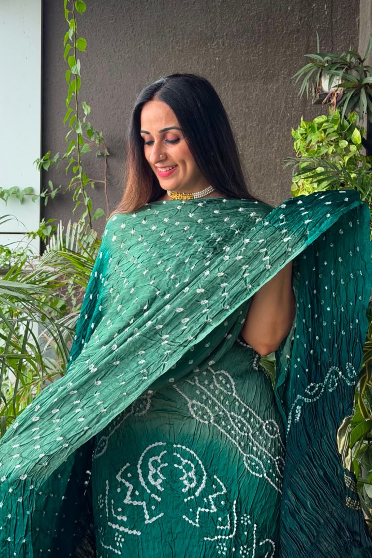 Hand done BANDHANI full set on pure modal!!