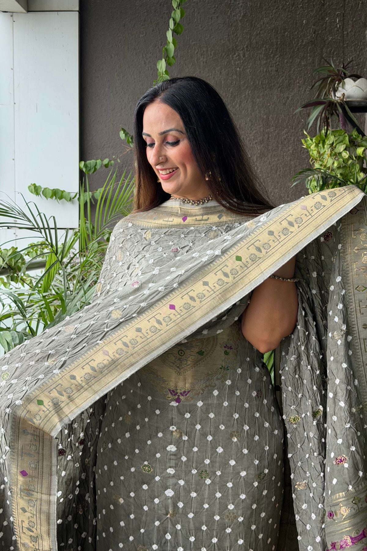 Pure gaji silk full set with hand done bandhani and zari weaving!!