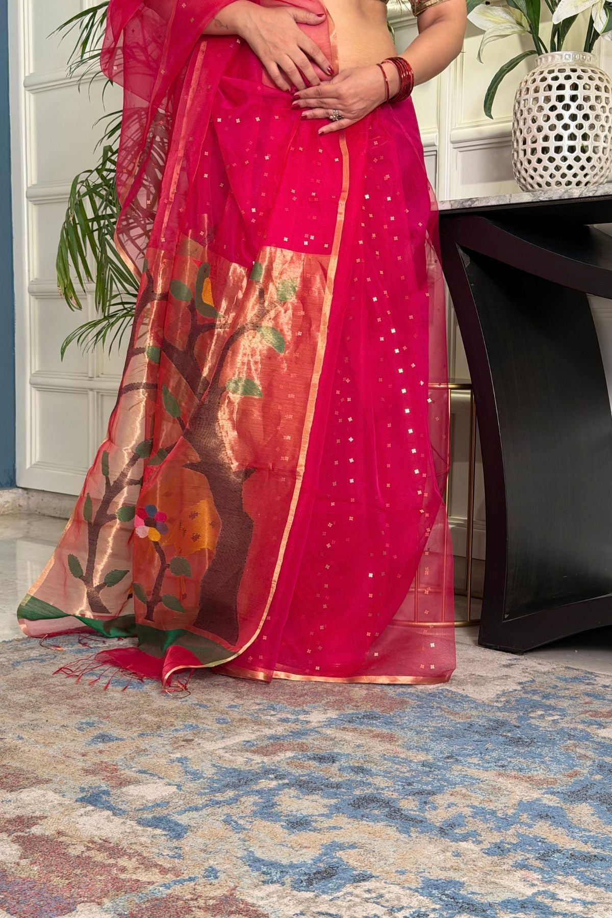 Handcrafted Muslin Jamdani Saree!!