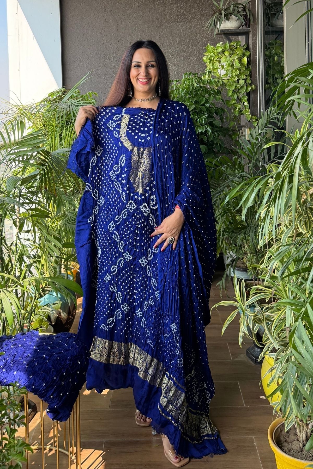 Pure modal silk full set with hand done bandhani and zari weaving!!