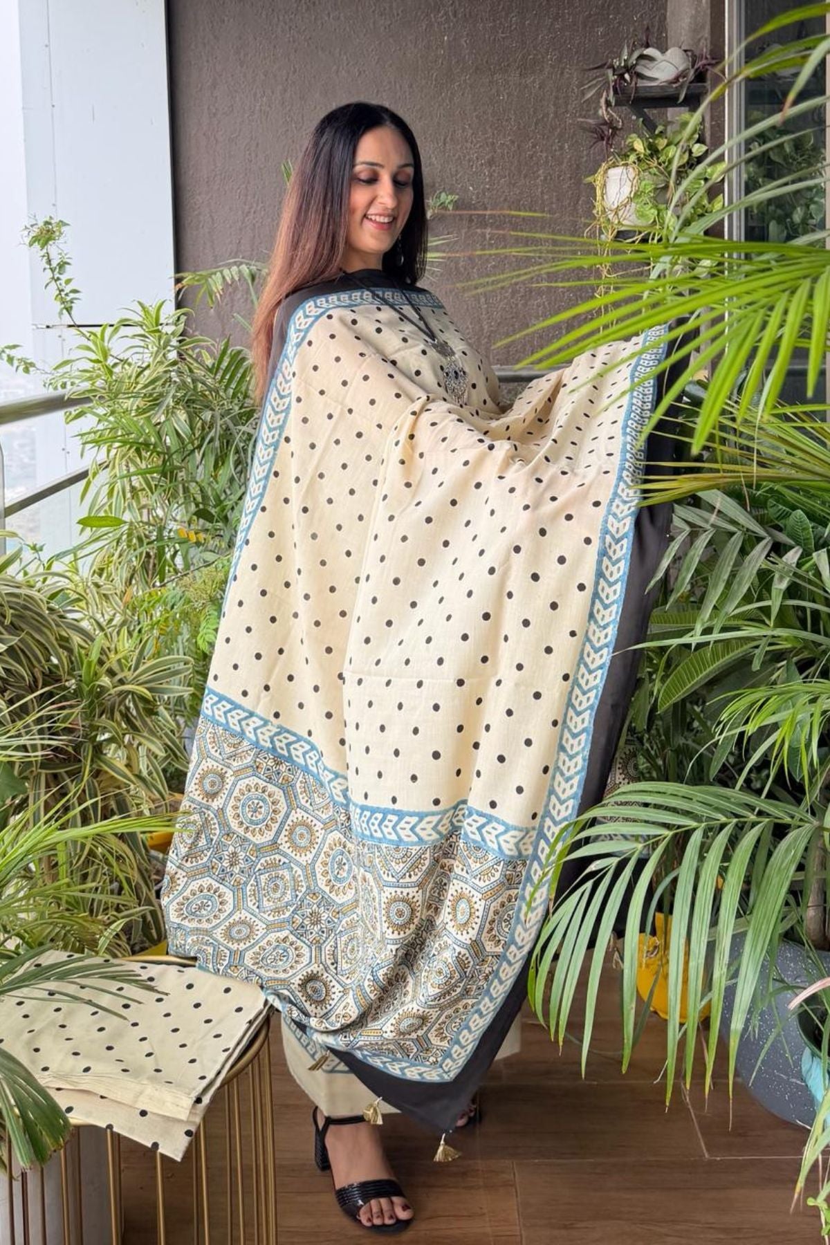 Handblocked Ajrakh Taj cotton full sets!!