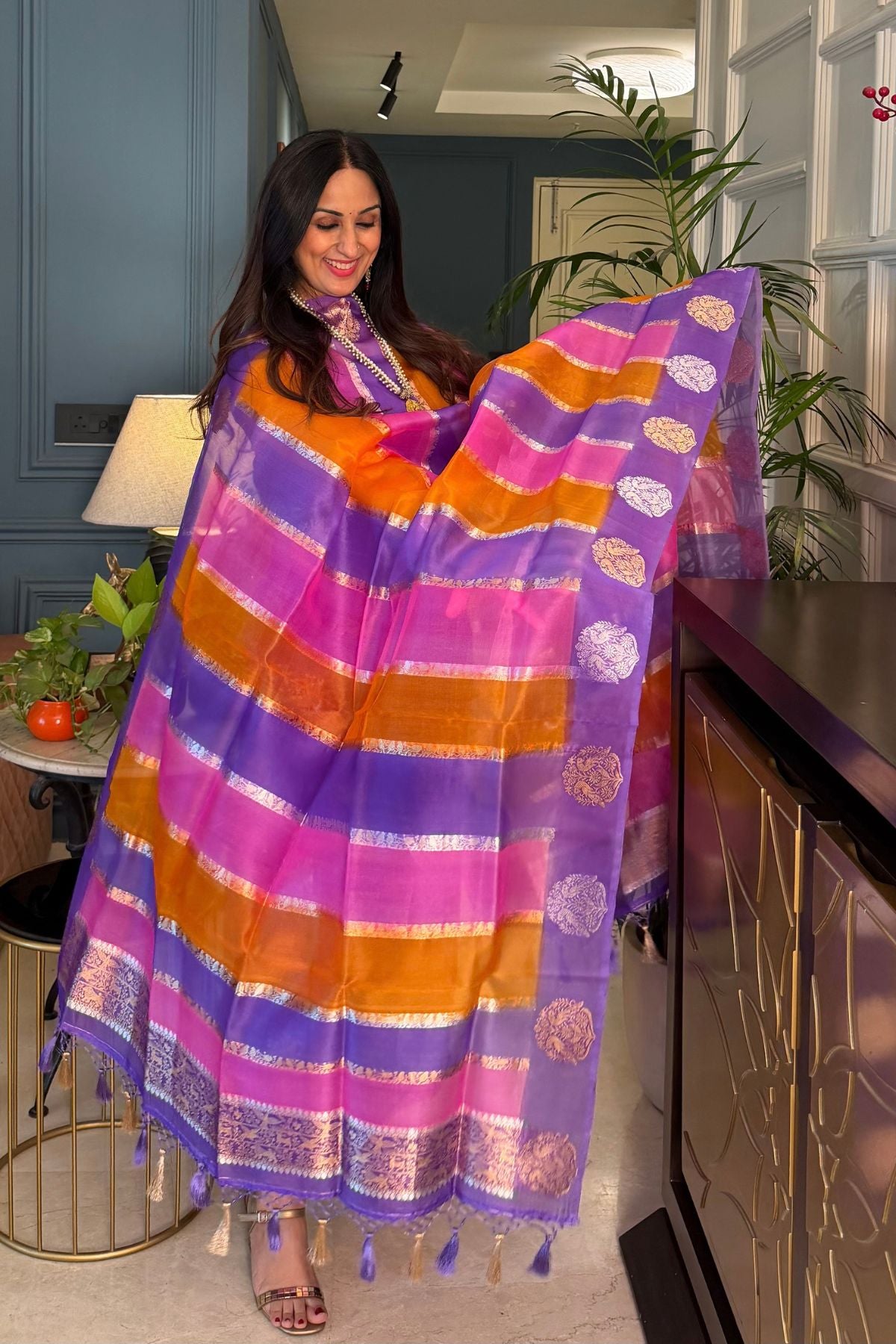 Handwoven pure Banarasi raw mango silk suit sets with rangkaat dupatta!!