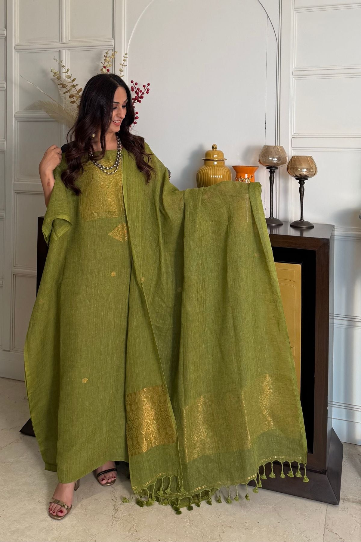 Jamdani Handwoven linen by linen sets!!
