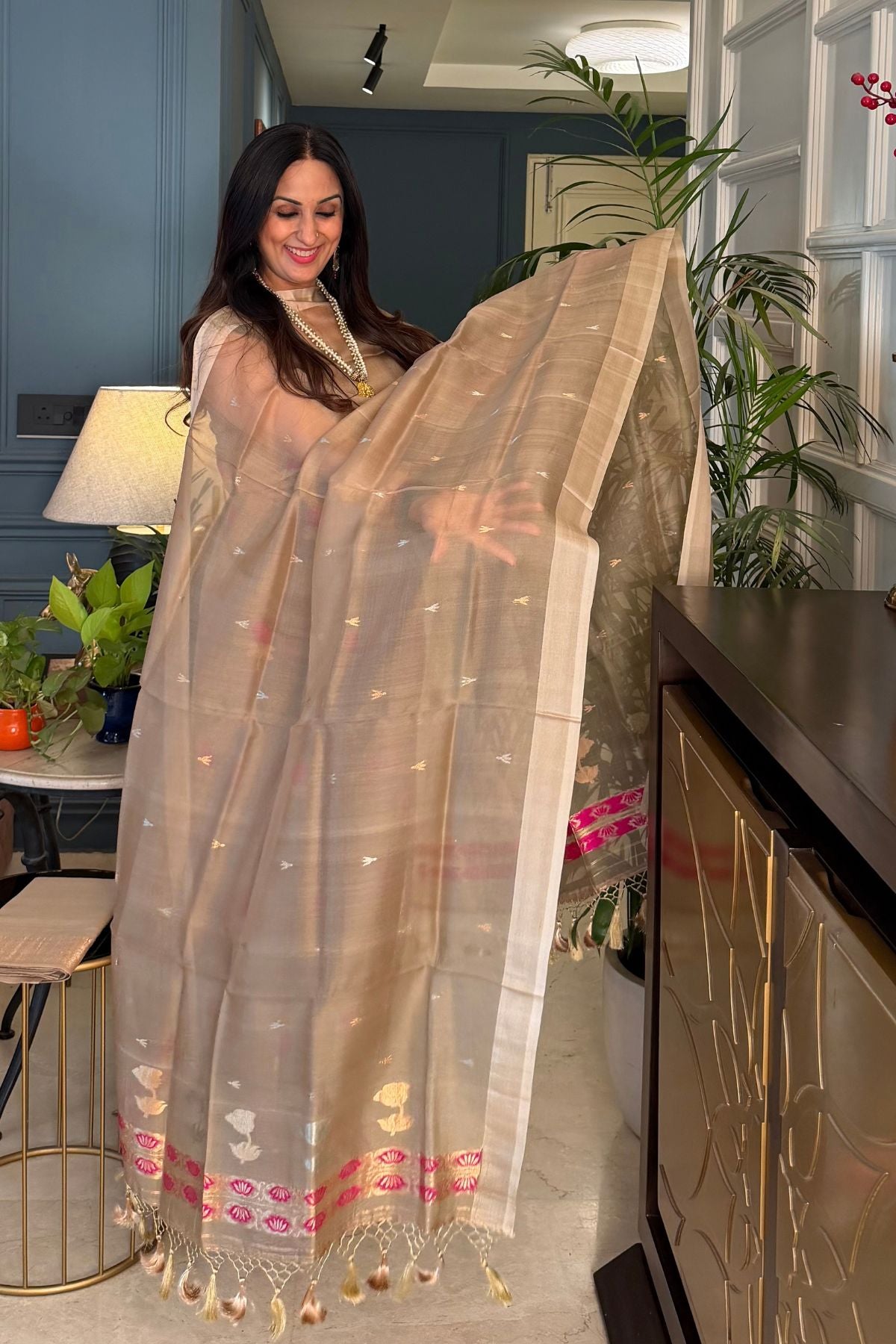 Handwoven pure raw mango silk suit sets!!