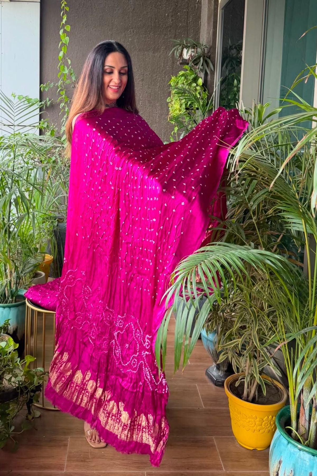 Bandhani with nakshi zari work on pure modal!!
