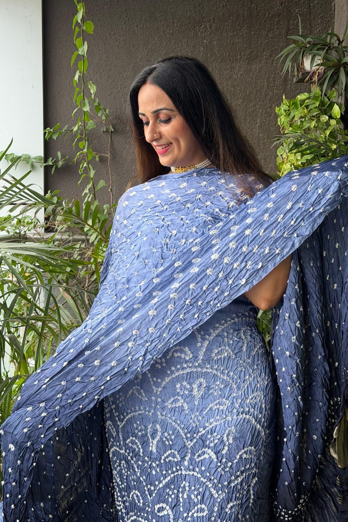 Hand done BANDHANI full set on pure modal!!