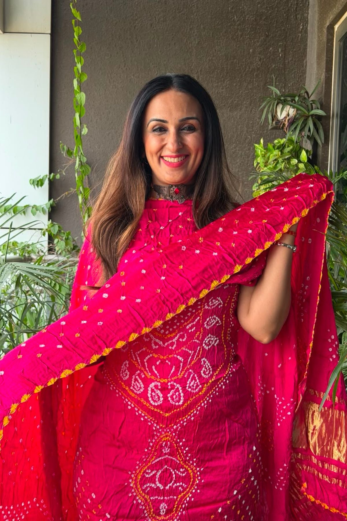 Hand done BANDHANI full set on pure modal!!