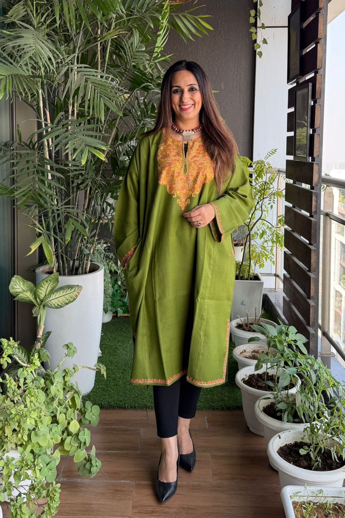 Woollen Kashmiri Phiran with Aari work