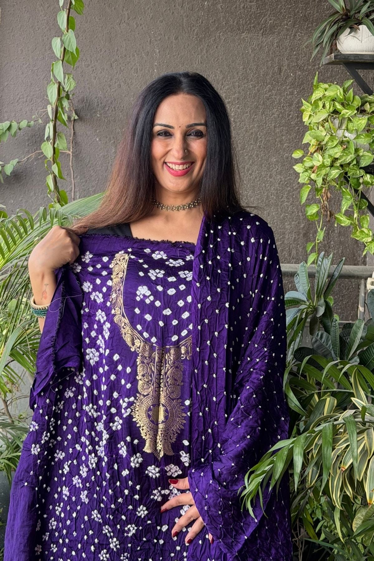 Pure modal silk full set with hand done bandhani and zari weaving!!
