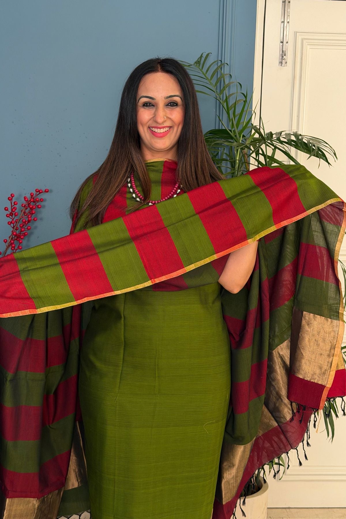Maheshwari weave kurta dupatta set on cotton silk