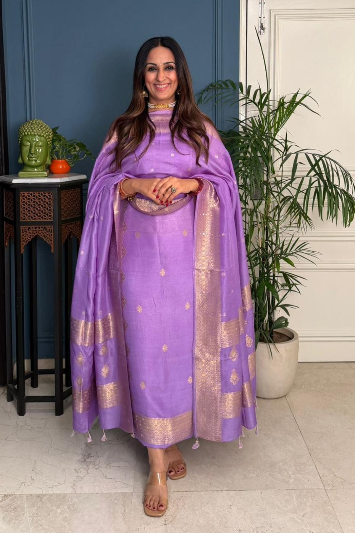 Dola Silk kurta dupatta set with Banarasi Gold weave