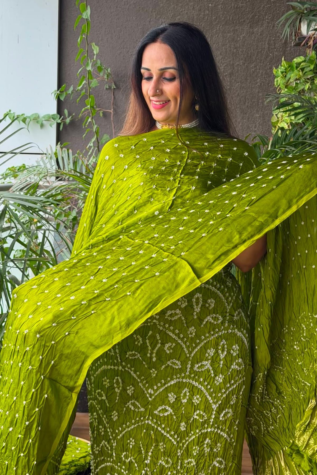 Pure modal silk full set with hand done bandhani and zari weaving!!