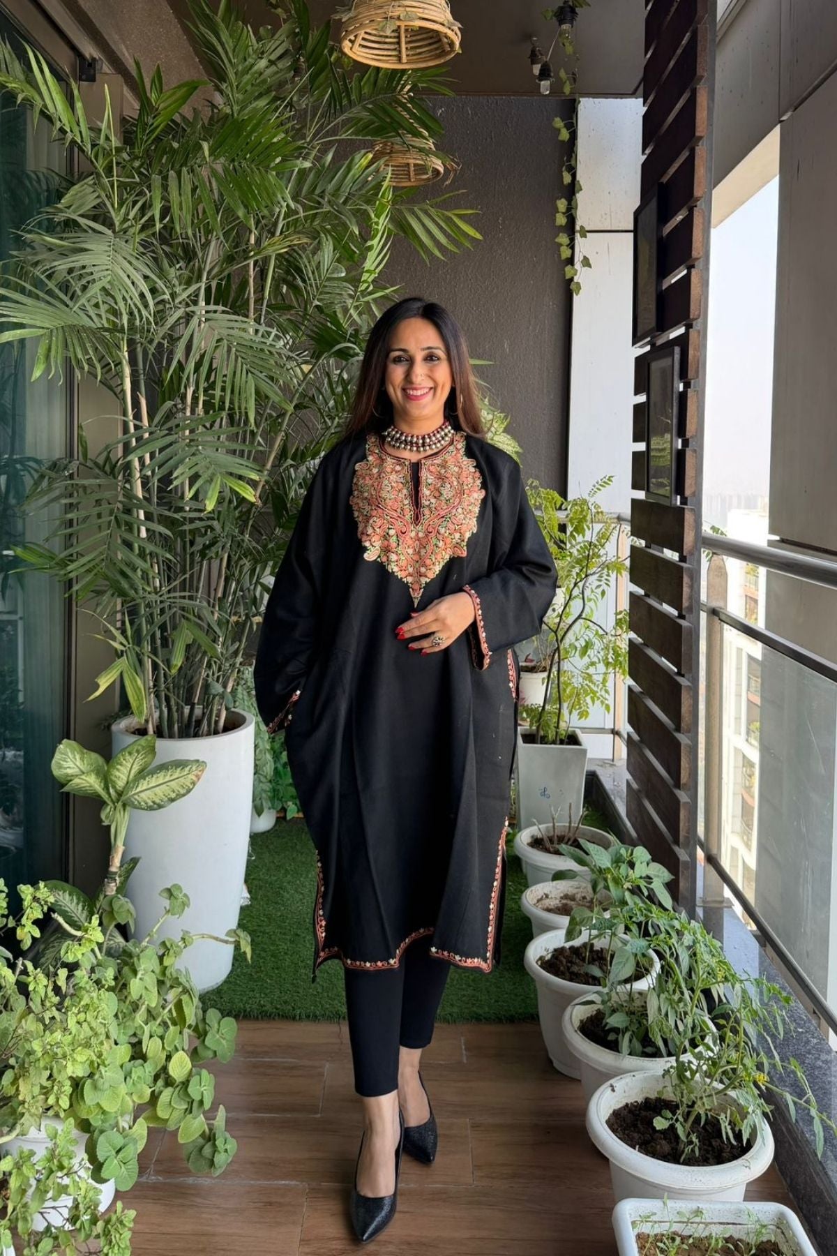 Woollen Kashmiri Phiran with Aari work