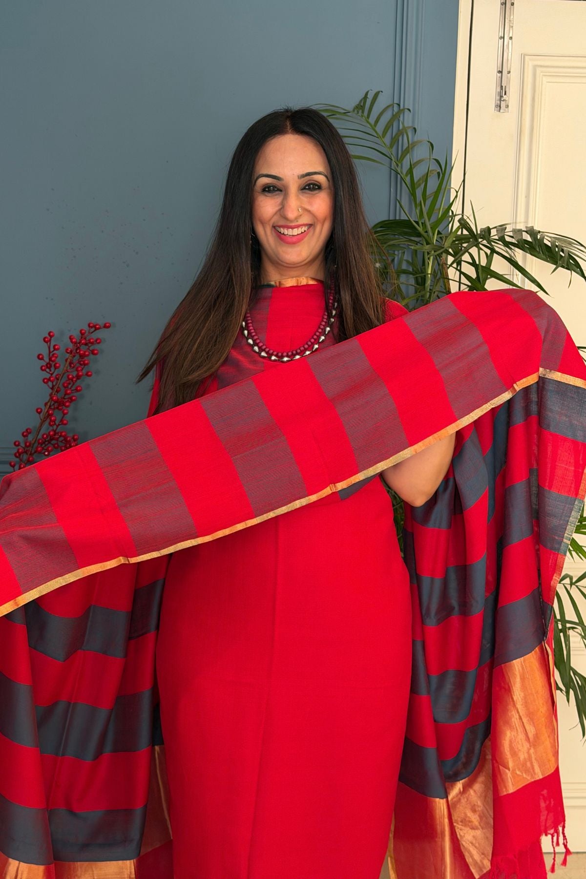 Maheshwari weave kurta dupatta set on cotton silk