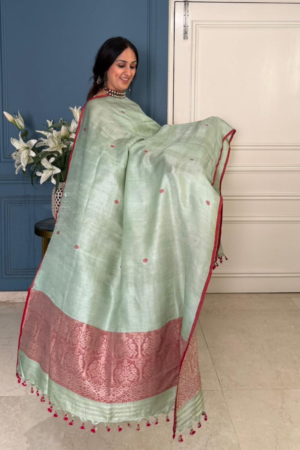 Tangail weave on Pure Tussar Silk -Kurta Dupatta set