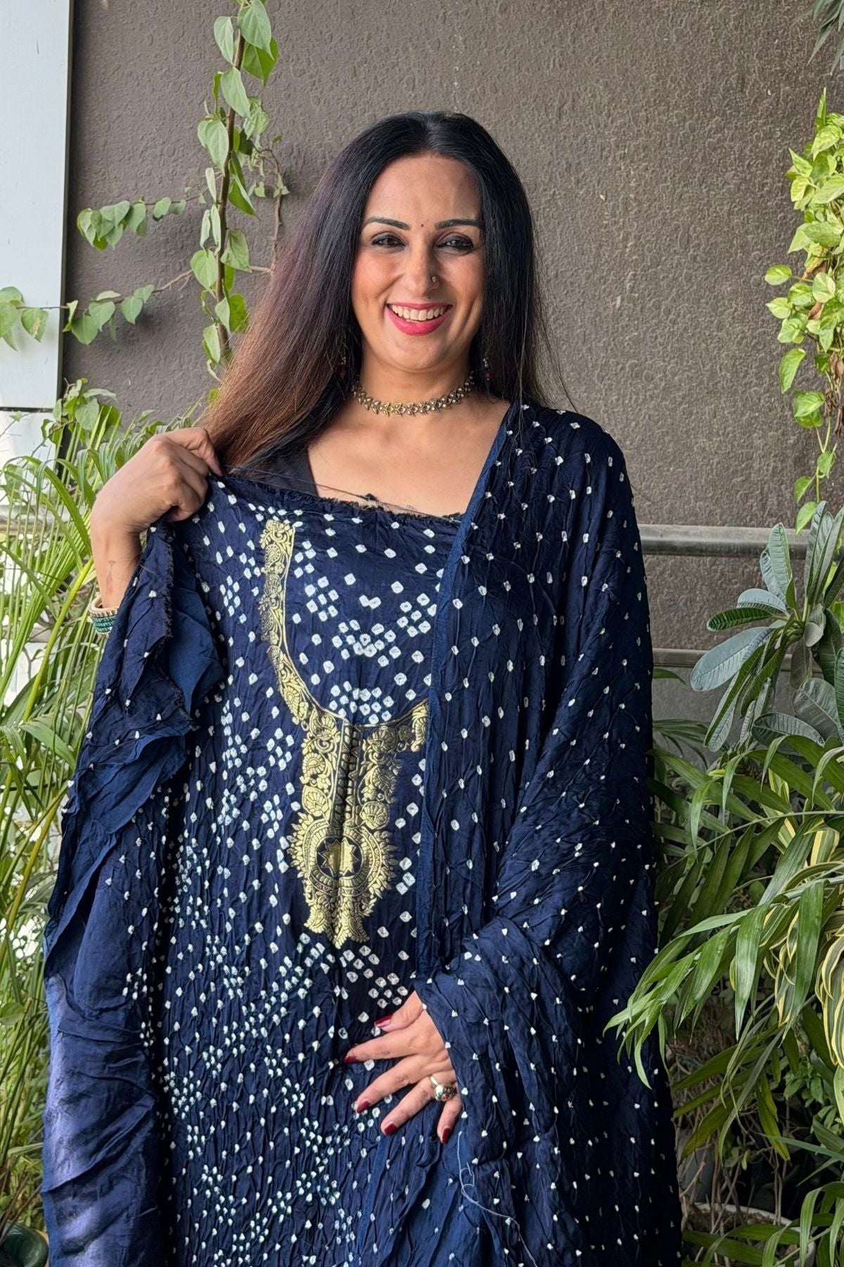 Pure modal silk full set with hand done bandhani and zari weaving!!