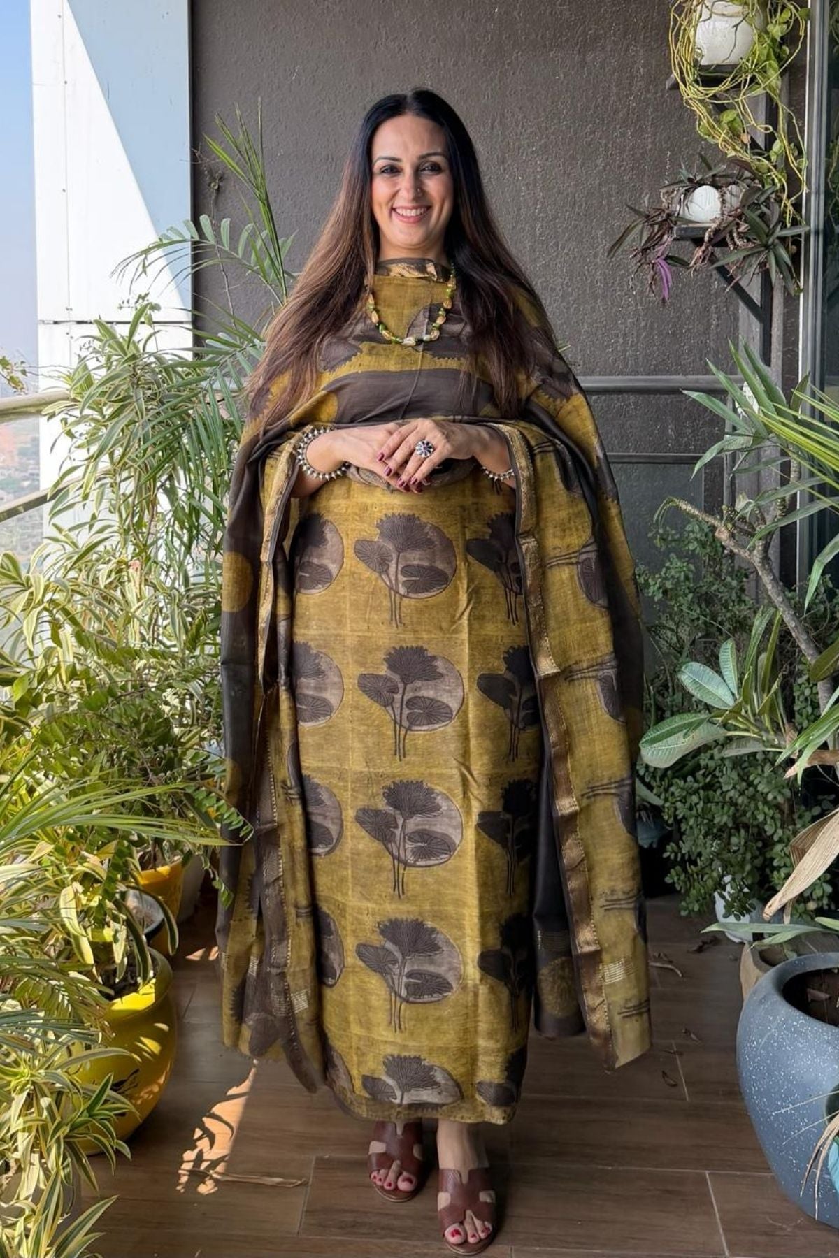 Handblocked with Pomegranate peel kurta dupatta sets in Maheshwari!!