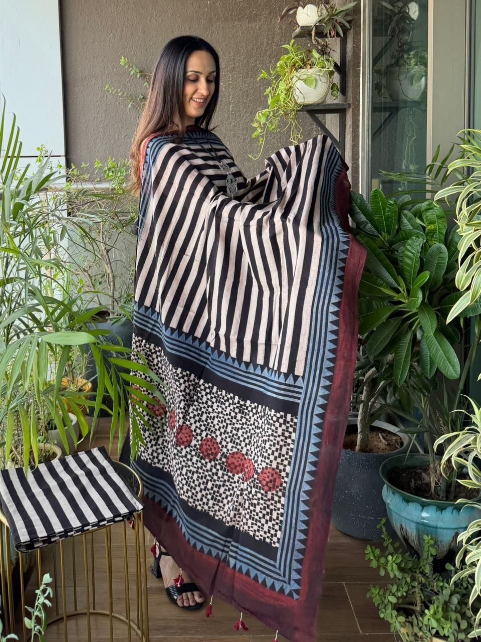 Handblocked Ajrakh Taj cotton full sets!!