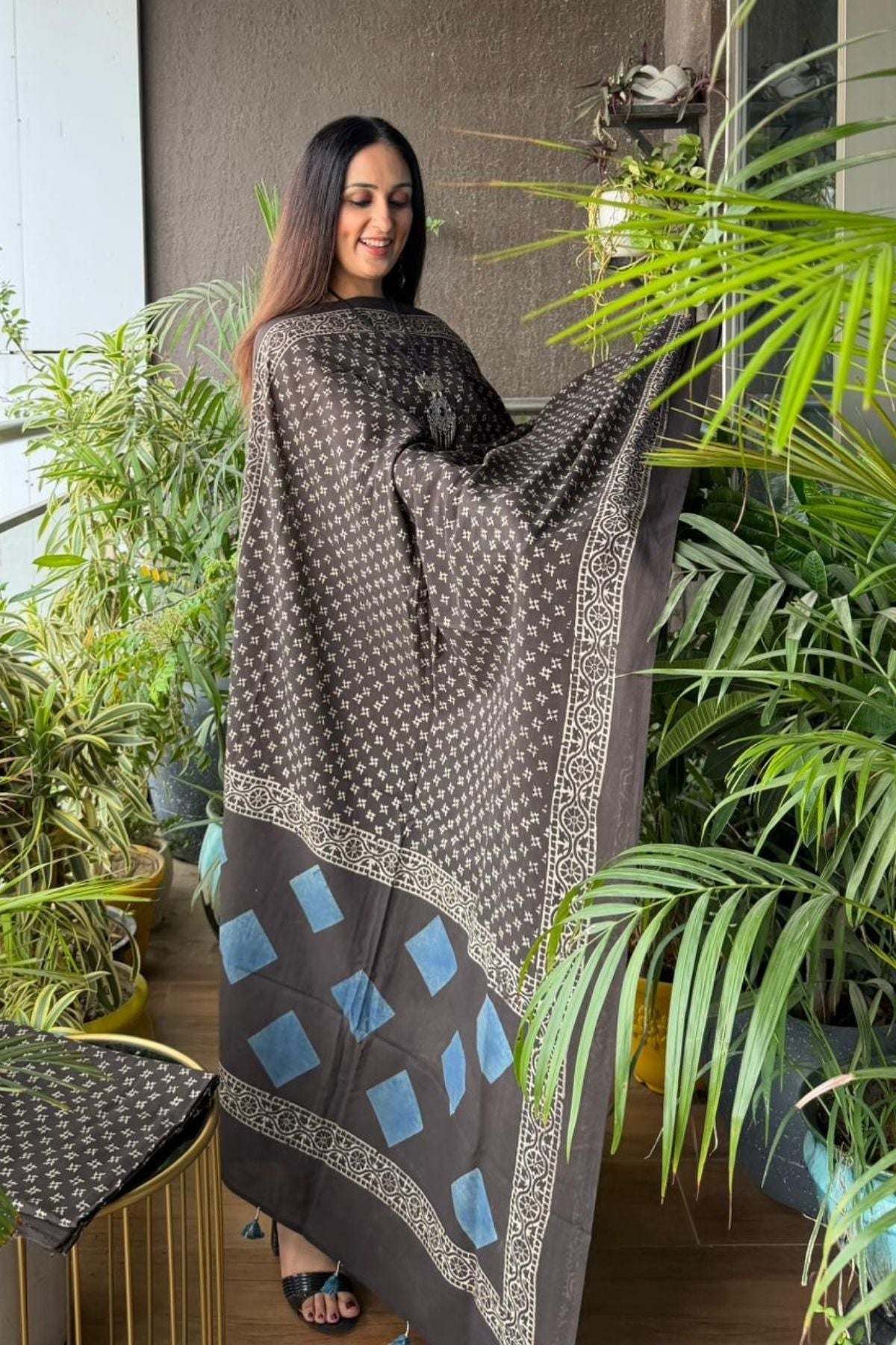 Handblocked Ajrakh Taj cotton full sets!!
