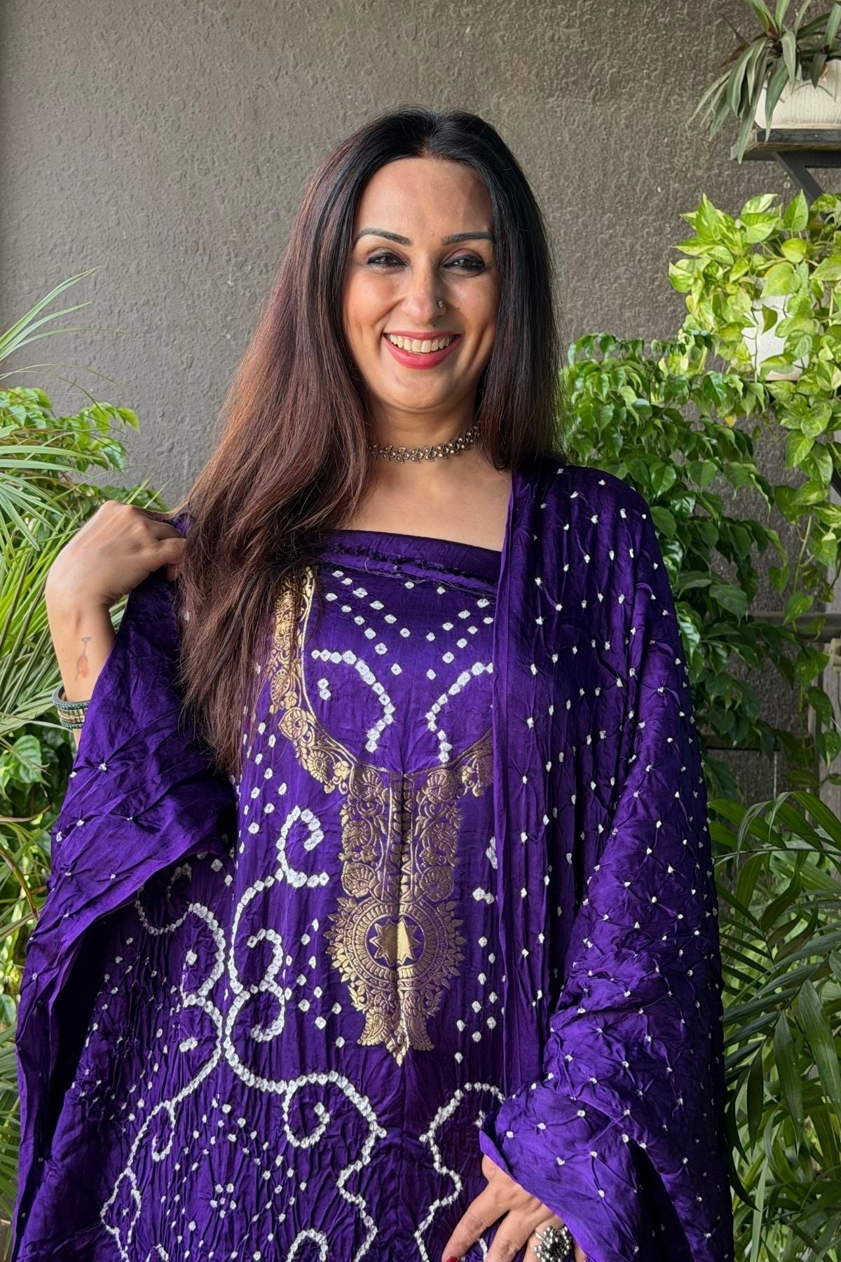 Pure modal silk full set with hand done bandhani and zari weaving!!