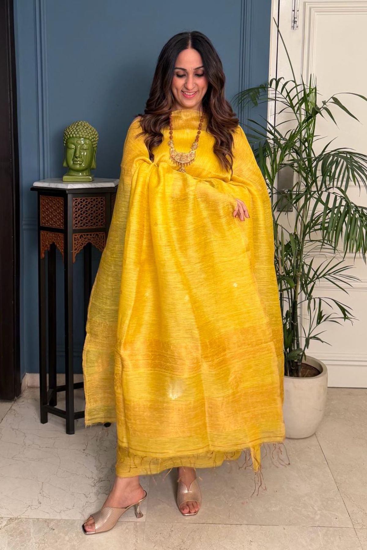 Premium quality pure silk linen Kurta dupatta sets with Banarasi weave