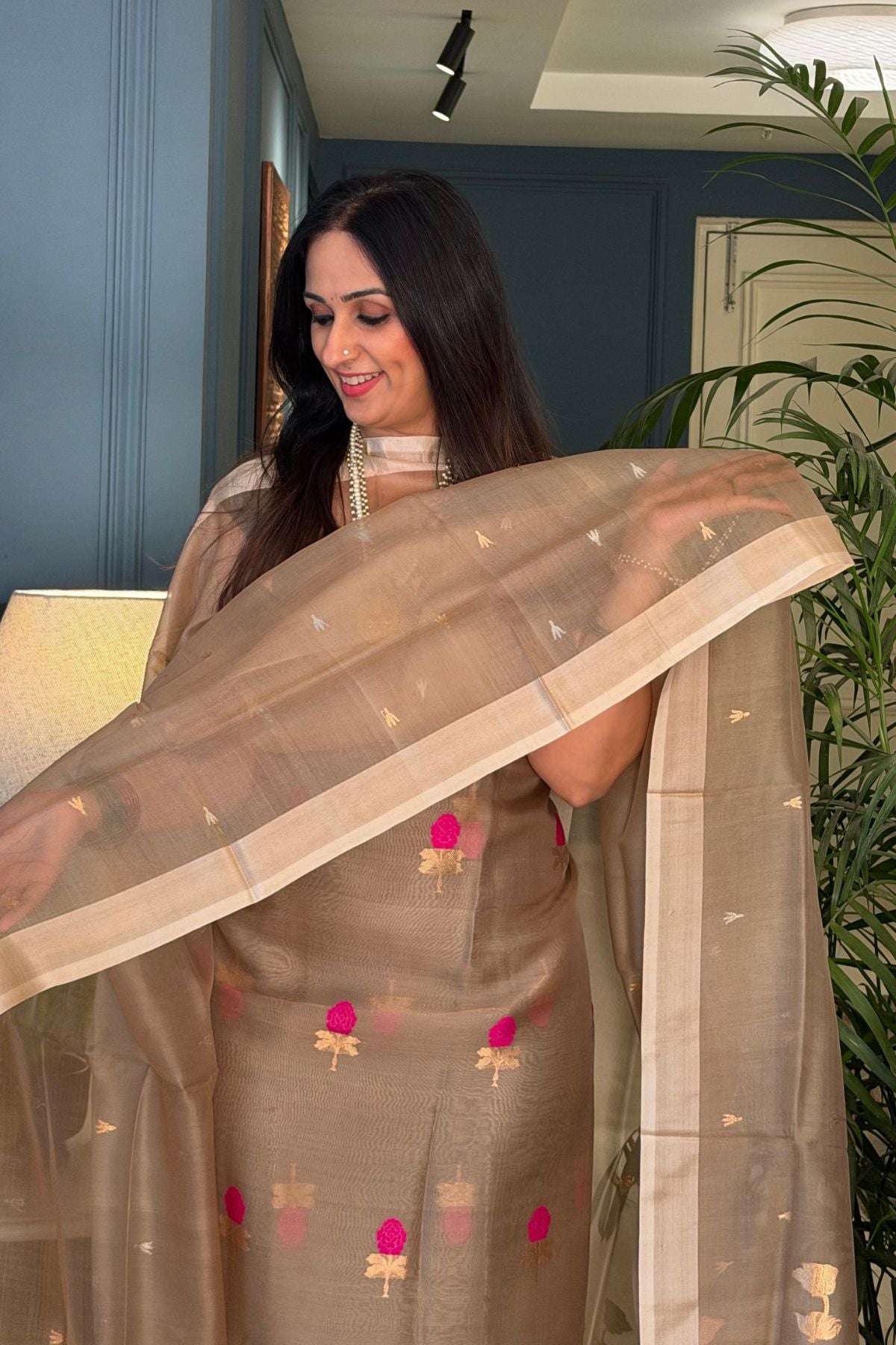 Handwoven pure raw mango silk suit sets!!