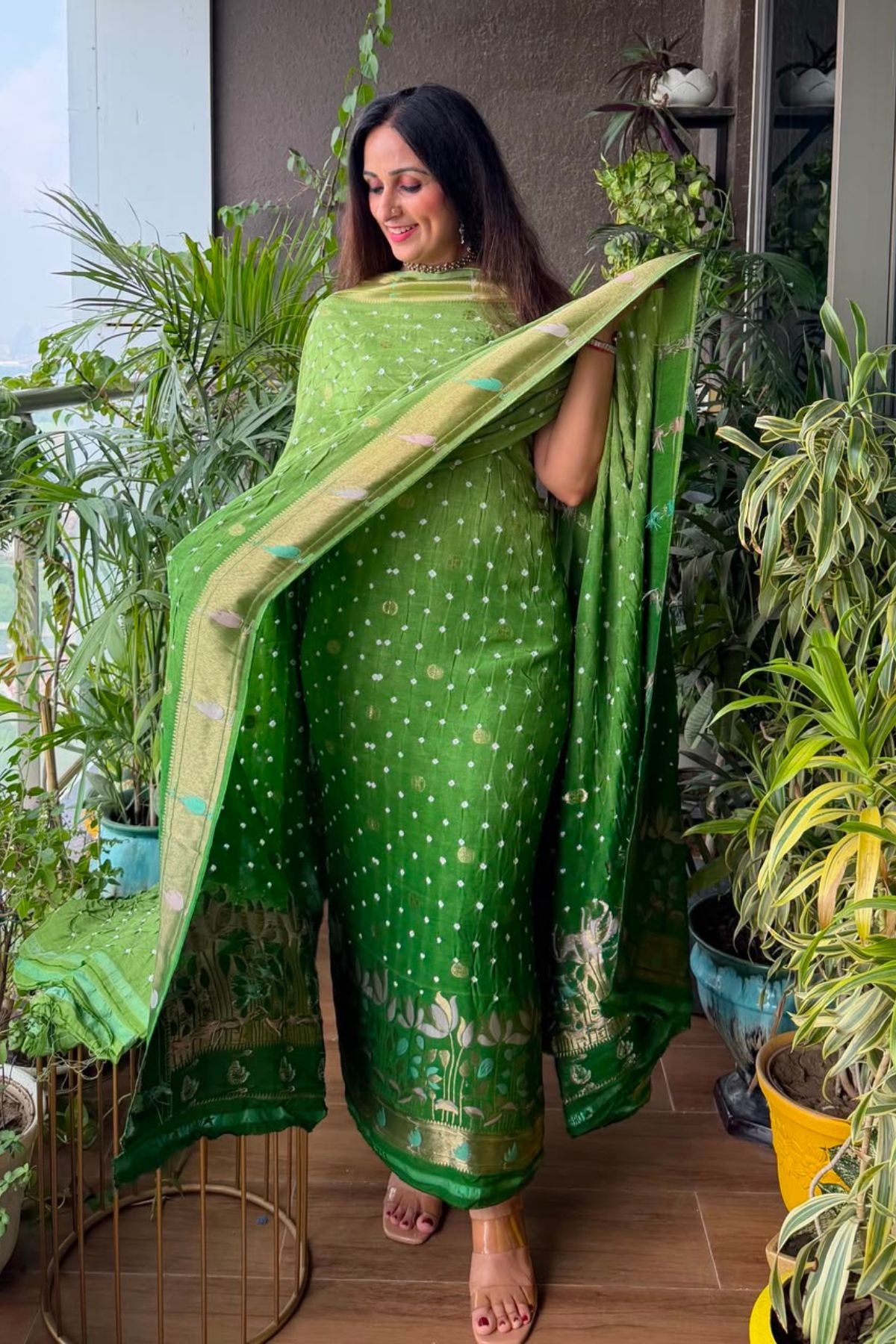Pure modal silk full set with hand done bandhani and zari weaving!!