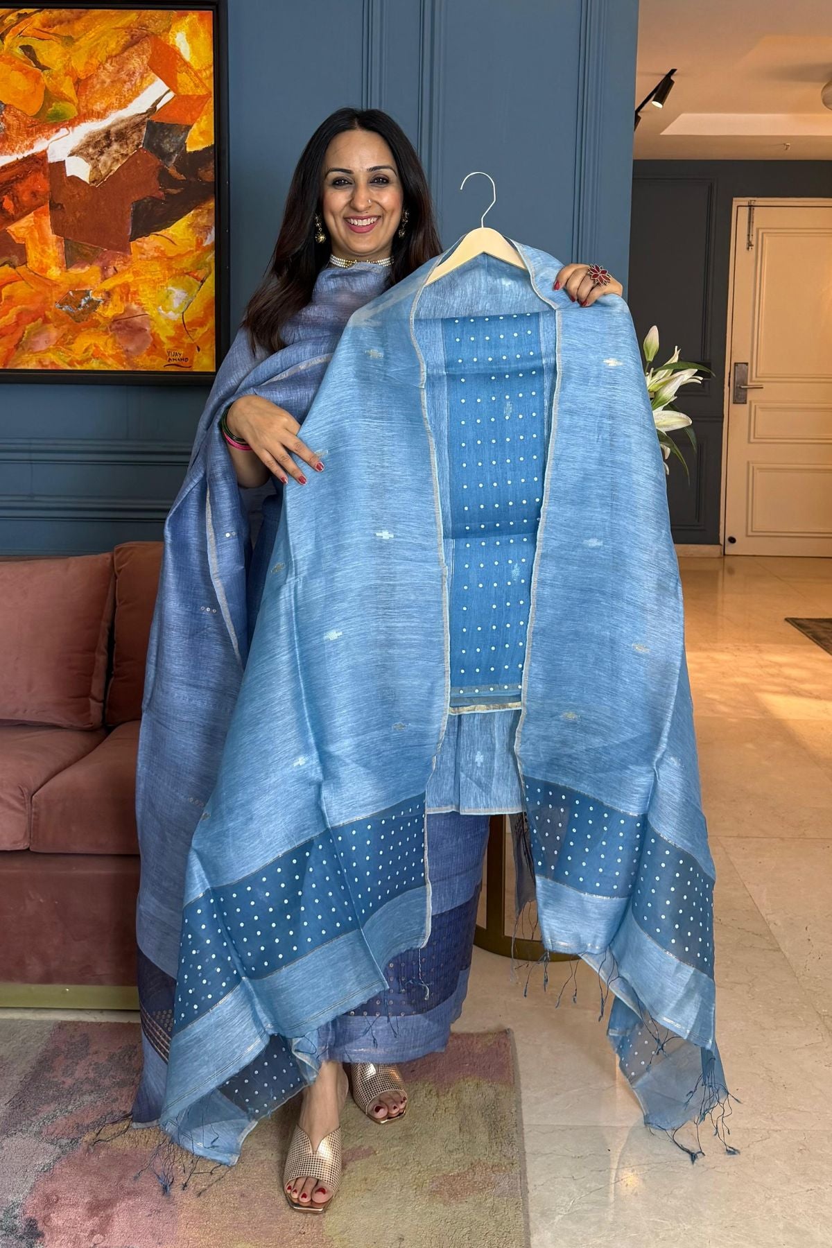 Handwoven with fine sequins Pure Linen kurta dupatta sets!!