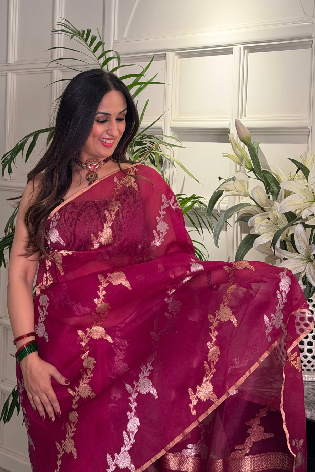 Handwoven zari weave Banarasi silk saree with blouse!!