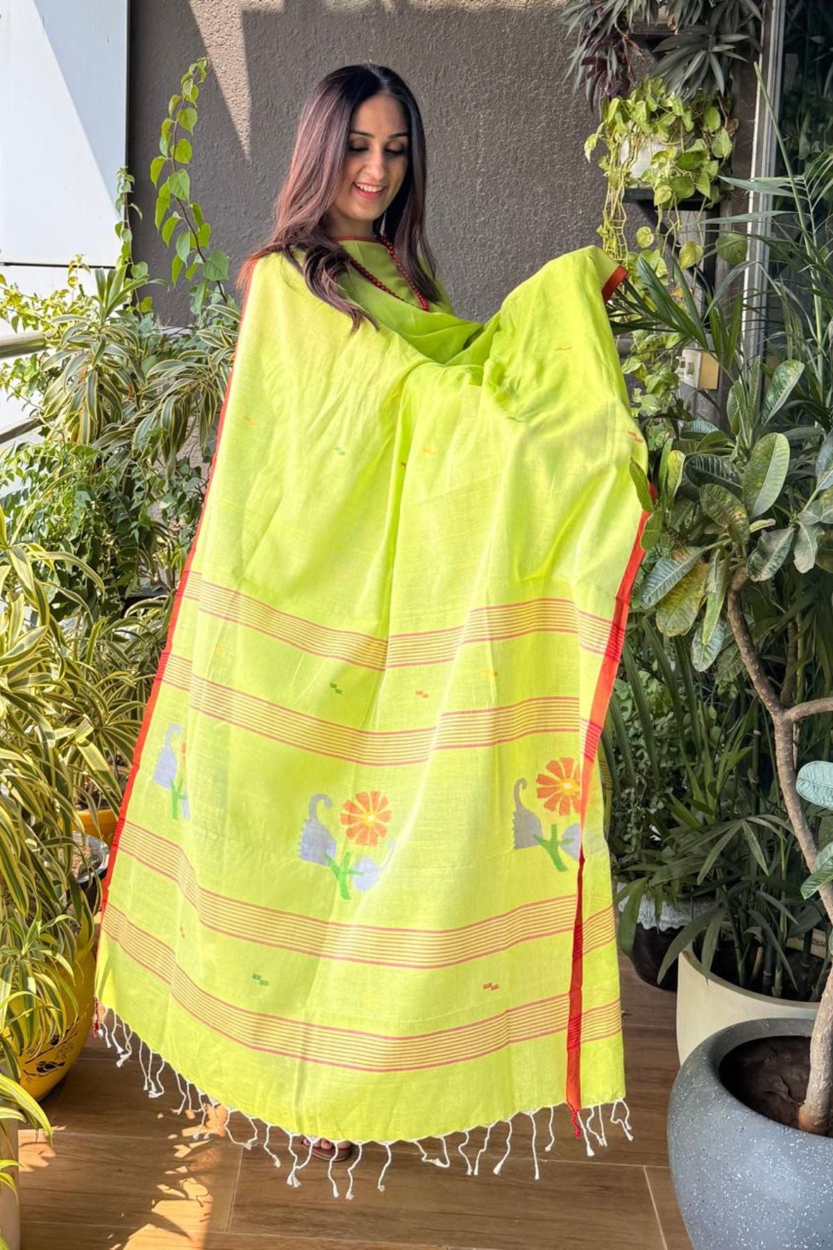Jamdani kurta dupatta set in pure cotton