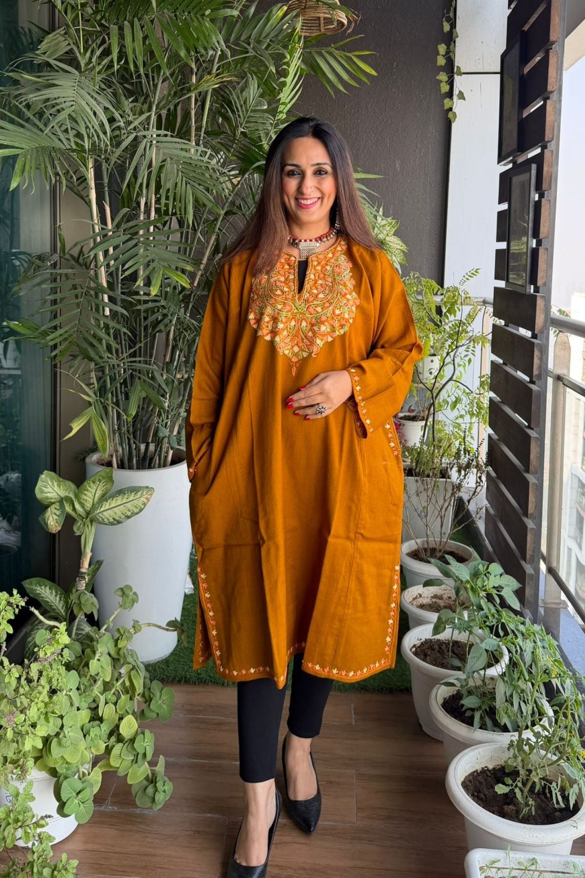 Woollen Kashmiri Phiran with Aari work