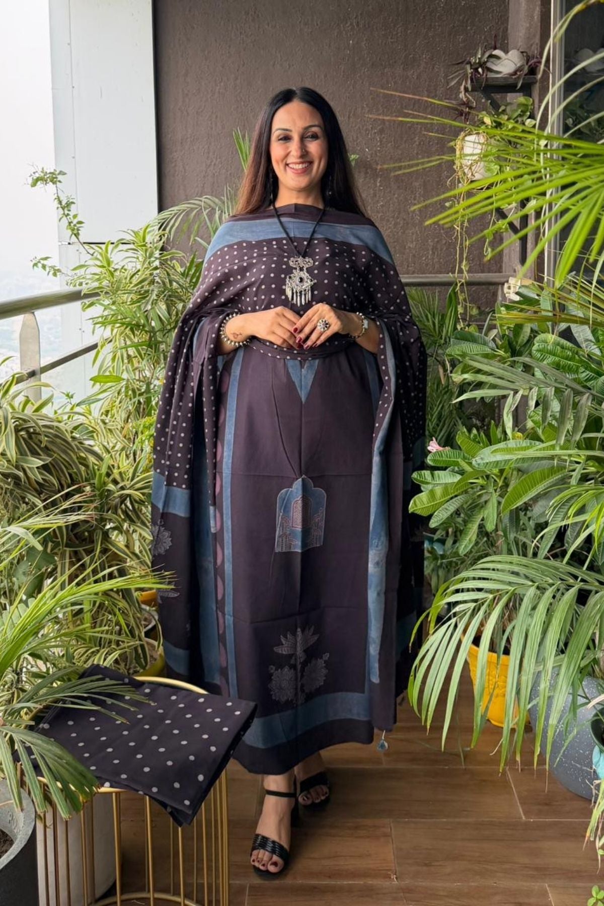 Handblocked Ajrakh Taj cotton full sets!!